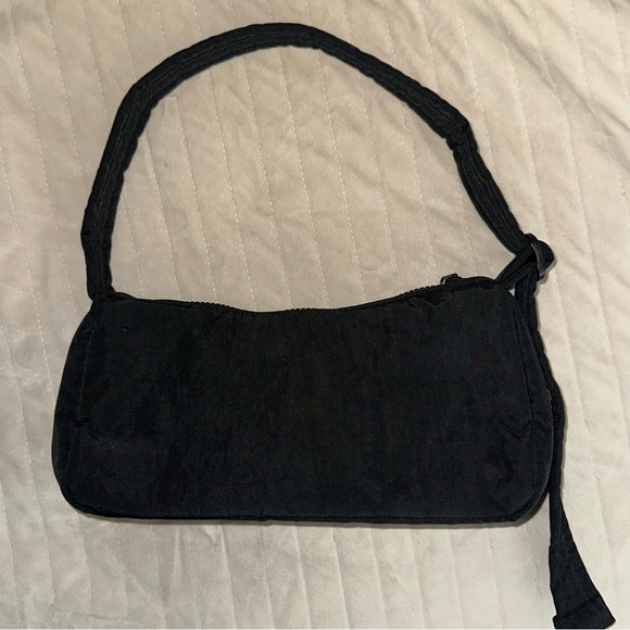Baggu Cargo Shoulder Bag - black - Picture 2 of 3